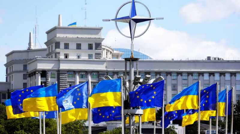 Представителей ЕС пригласили приехать в Украину 9 мая, чтобы выразить противопоставление параду в России