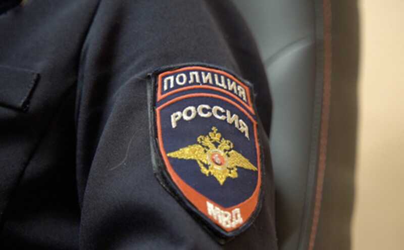 В Кирове сотрудники полиции ошибочно приняли прохожего за подозреваемого и причинили ему травмы, сломав рёбра