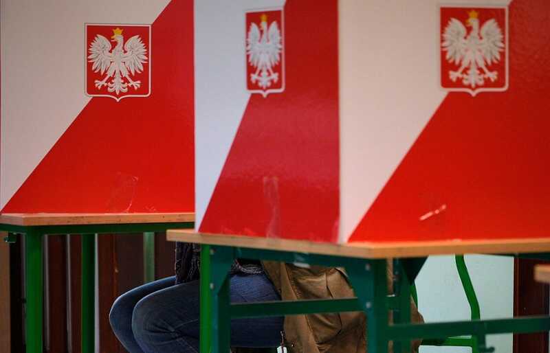 Выборы в Польше: Рафал Тшасковский и Кароль Навроцкий борются за победу во втором туре