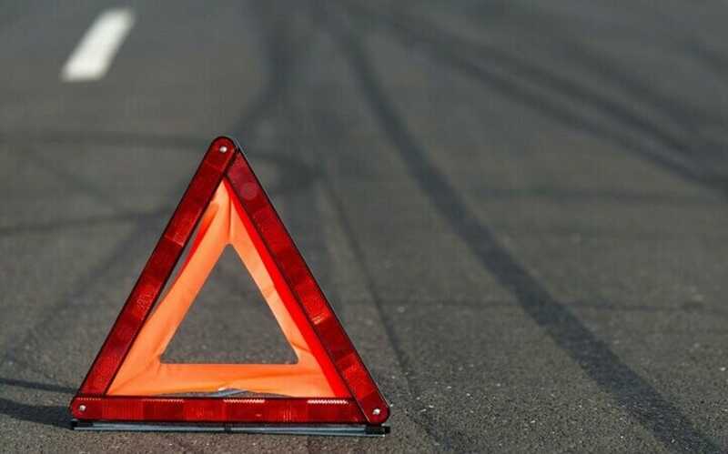 В Петербурге подросток на питбайке сбил ребёнка на газоне