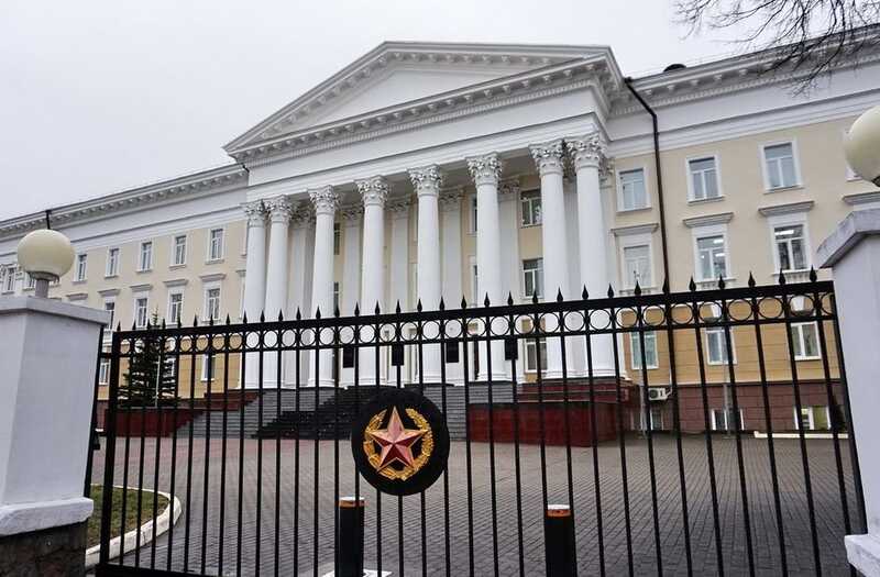 Минобороны Беларуси предлагает ввести военное положение из-за войны в Украине