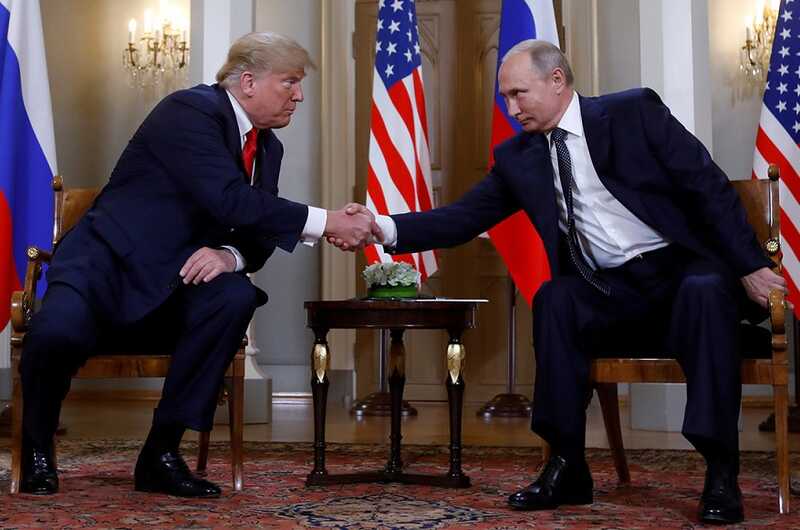 Белый дом официально утвердил время встречи Трампа и Путина