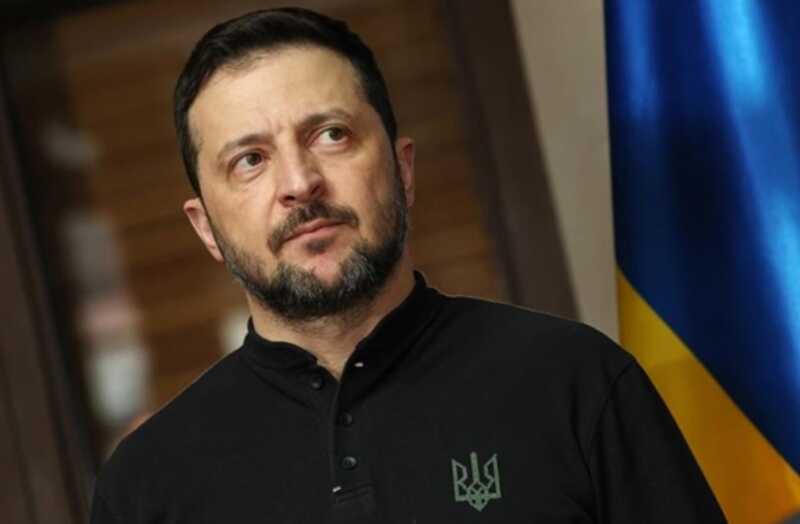Зеленскому предстоит смириться с потерями территорий ради гарантий безопасности, - американский эксперт Роберт Инглиш