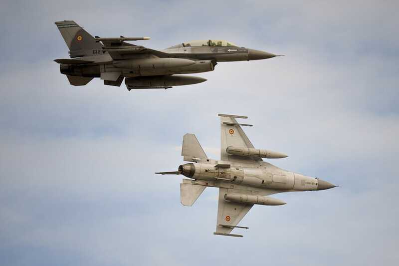 Бельгия пообещала передать Украине несколько истребителей F-16