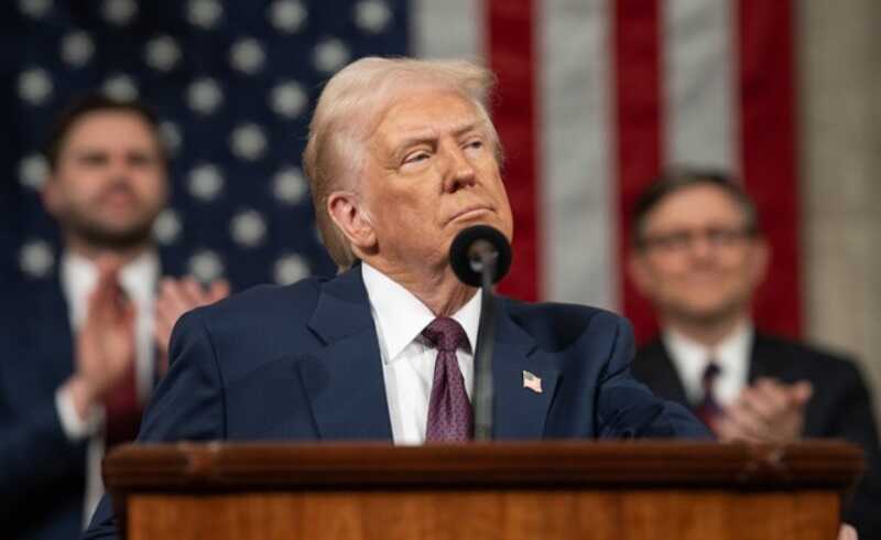 Трамп не согласовал с Израилем решение о прекращении операций против хуситов