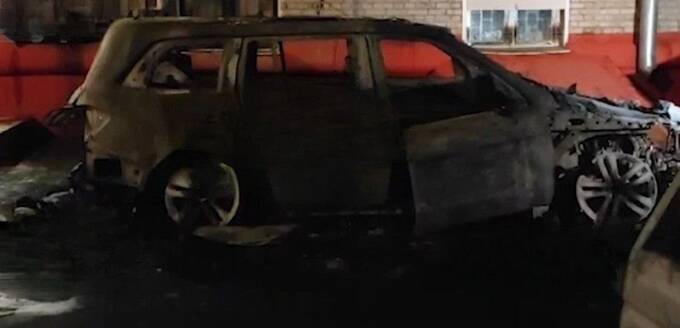 В сети появились кадры последствий взрыва автомобиля в Москве