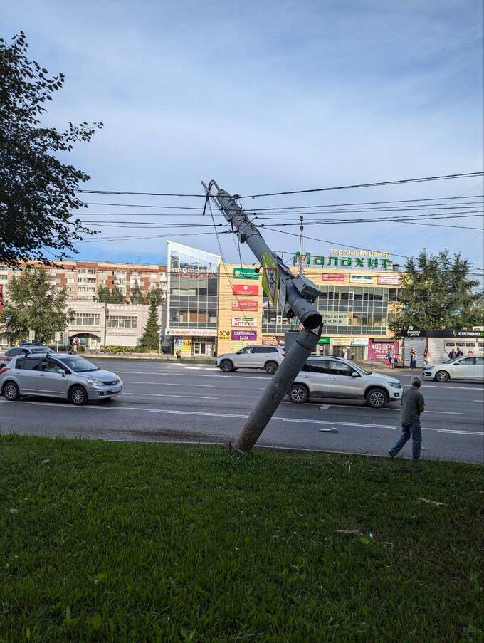 В Ижевске шесть человек пострадали в ДТП с рейсовым автобусом