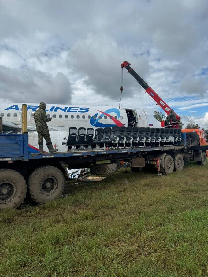 Аварийный Airbus А320 из Новосибирска начали разбирать на запчасти ekiqeziqxixzkmp