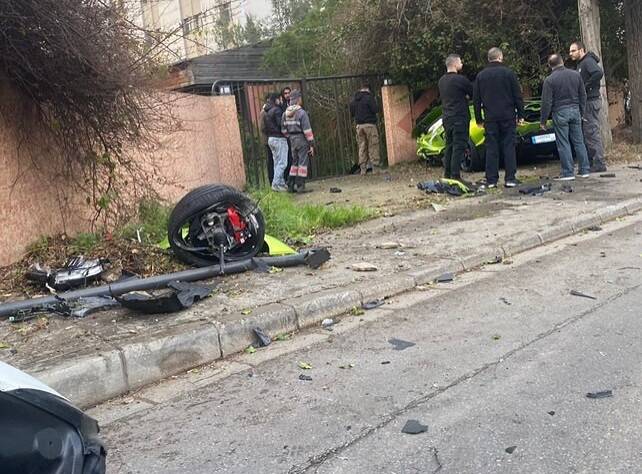 В Ливане разбили новейший Lamborghini Revuelto: работник автосалона не справился с управлением