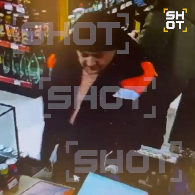 В Екатеринбурге мужчина похитил немую школьницу прямо из машины родителей qtziqduidqidqzkmp
