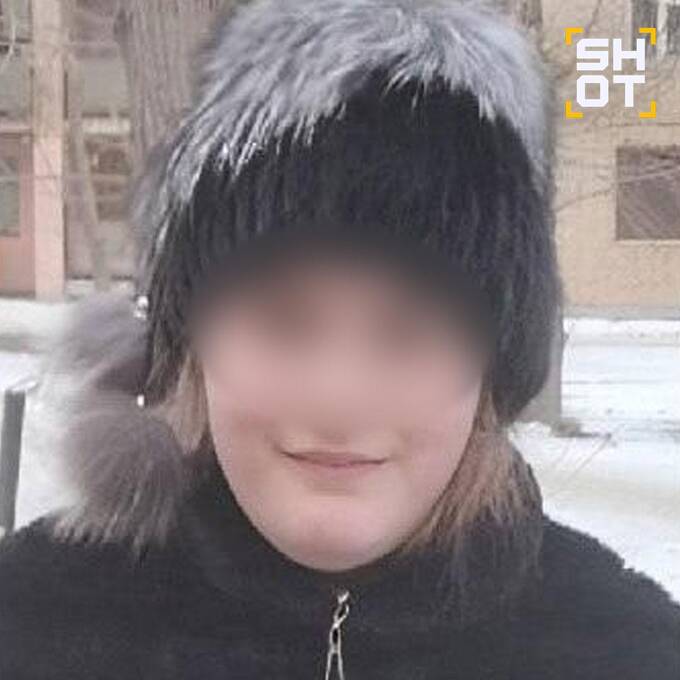 В Екатеринбурге мужчина похитил немую школьницу прямо из машины родителей