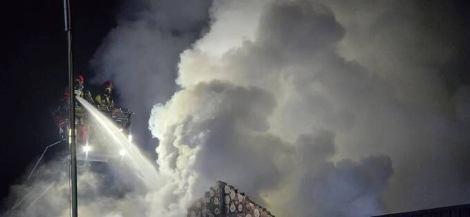 На конюшне рядом с Варшавой случился пожар: многих животных не удалось спасти qqziqexitdidehkmp